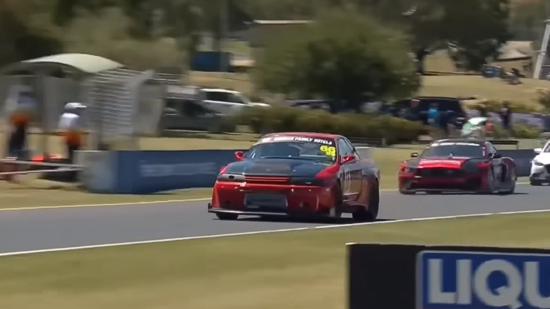 Nissan Skyline wrecks opposition at Bathurst