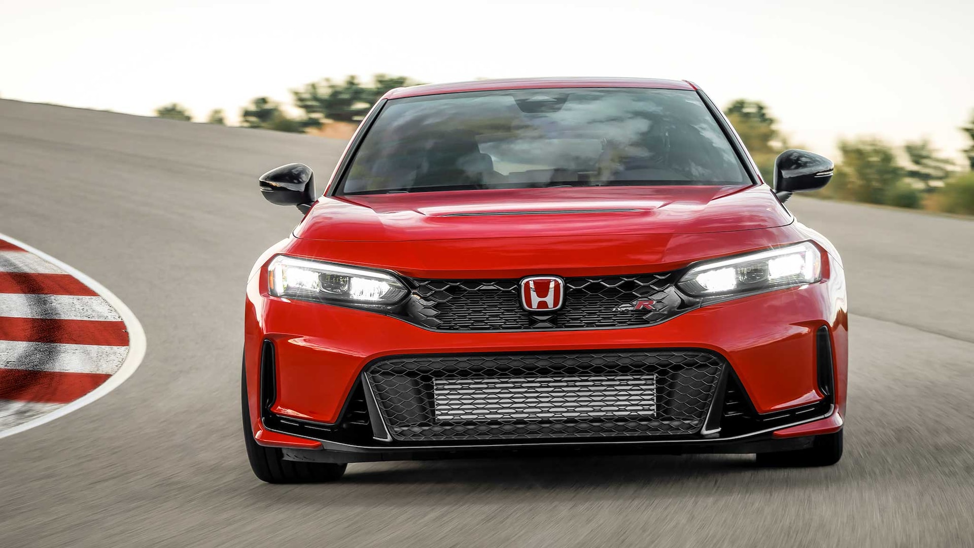 Honda Upgrades Civic Type R for IndyCar Pace Car Duty